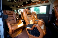 Noi Bai Airport Pickup with Limousine vehicle